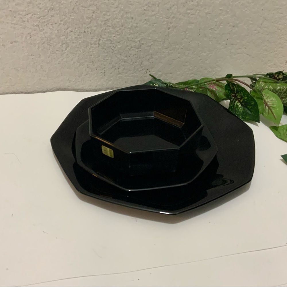 Arcoroc Octime France Black Octagon LOT 1 Bowl 1 dinner  1 salad plate G1
